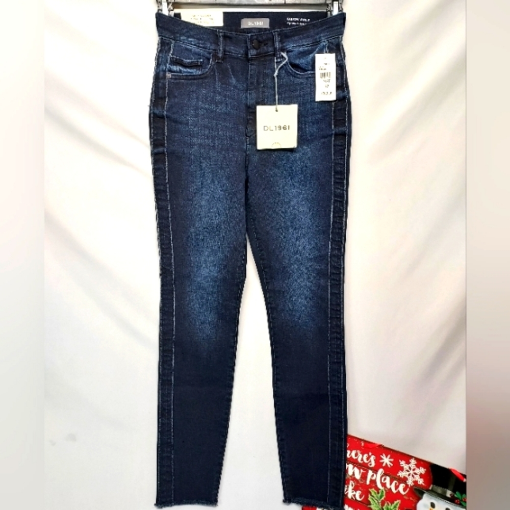 NWT size 27 Farrow Ankle High Rise Instasculpt skinny jeans Reg. Price $209